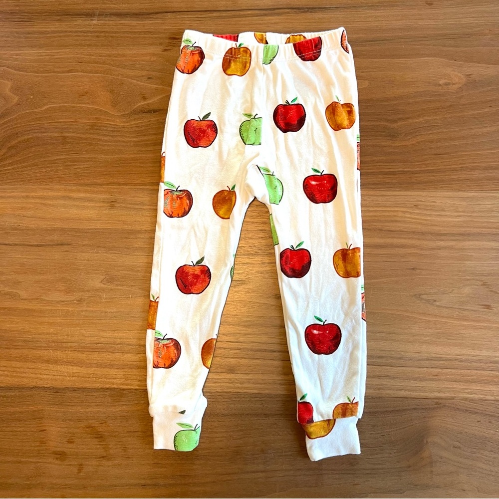Monica + Andy Apple Two Piece Pajama Set Size 3T - Picture 5 of 8